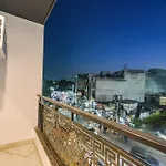 Fabhotel Tree House - Nr Yashobhoomi Convention Centre