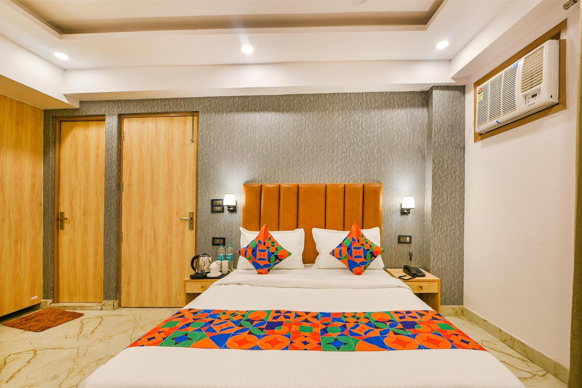 Fabhotel Tree House - Nr Yashobhoomi Convention Centre 3*