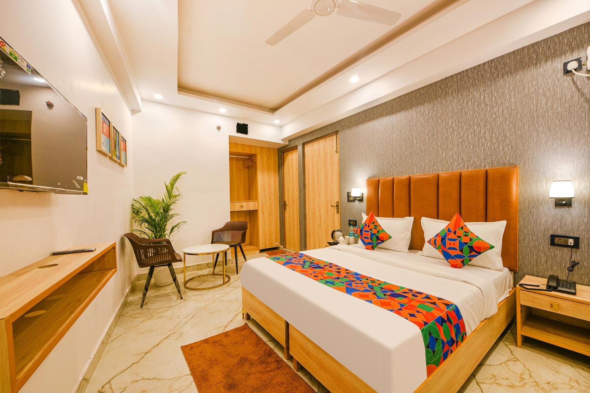 Hotel Fabhotel Tree House - Nr Yashobhoomi Convention Centre 3*