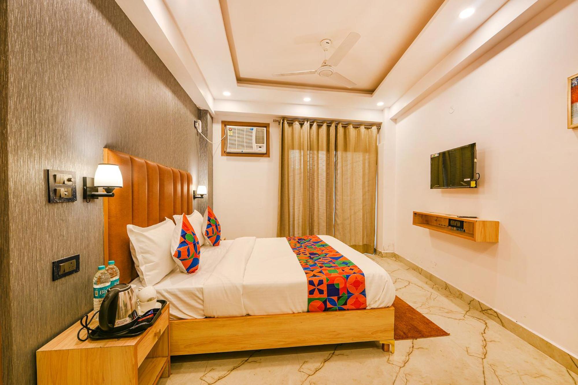Fabhotel Tree House - Nr Yashobhoomi Convention Centre 3* New Delhi